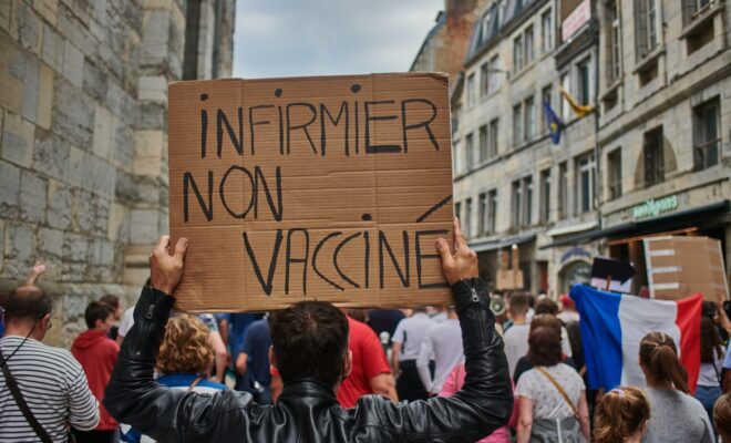 Une manifestation d'infirmiers non vaccinés.