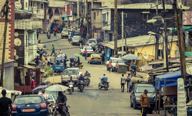 Dans les rues de Douala, au Cameroun.