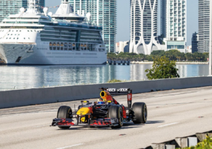 Une monoplace s'essayant sur le circuit de Miami.