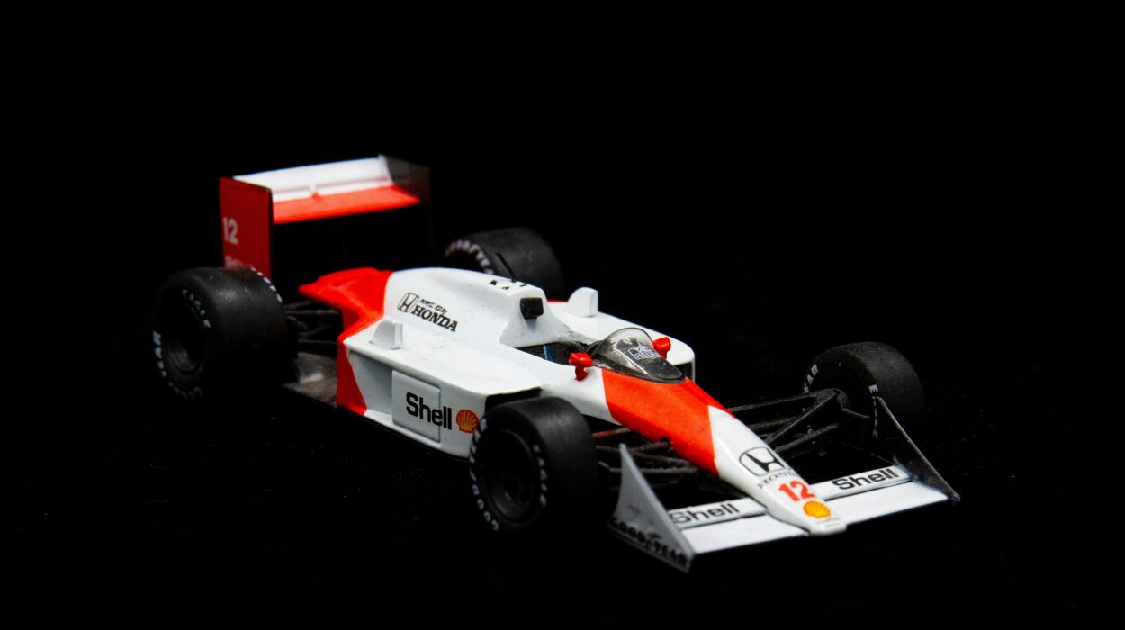 McLaren Racing Honda.